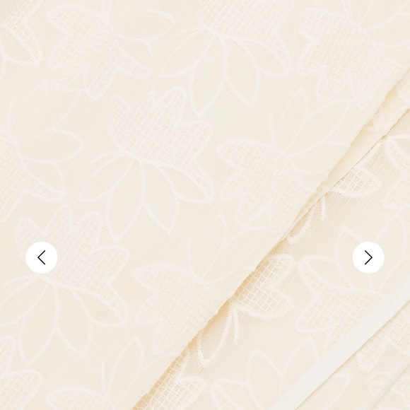 COPY - Madewell Pleated Embroidered Wrap Dress - Picture 4 of 8